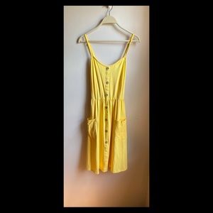 Yellow Dress with Pockets!